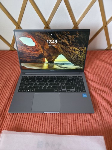 Samsung galaxy book - galaxy, 4
