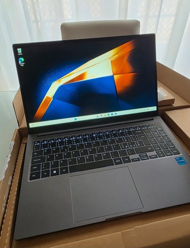 Nuovo samsung galaxy book - galaxy, 4